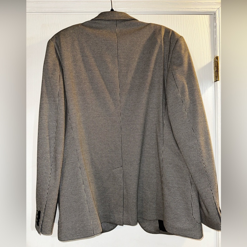 Men’s Jacket - Picture 6 of 6